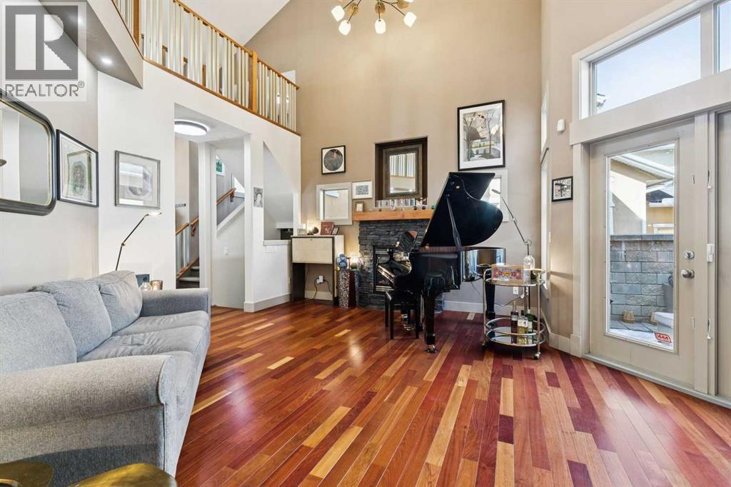 3009 Patricia Landing SW, Calgary, Alberta  T2T 6P5 - Photo 3 - A2301376