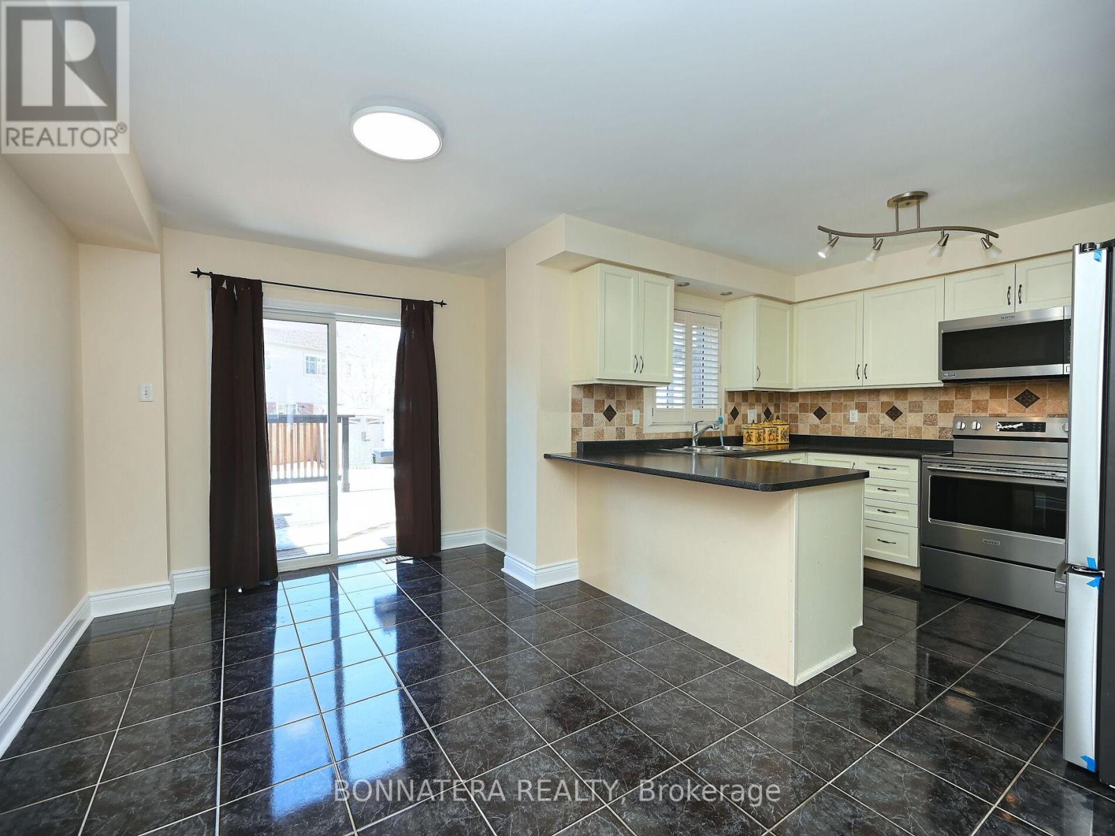 409 Hobbs Crescent, Milton, Ontario  L9T 0J2 - Photo 11 - W13008942