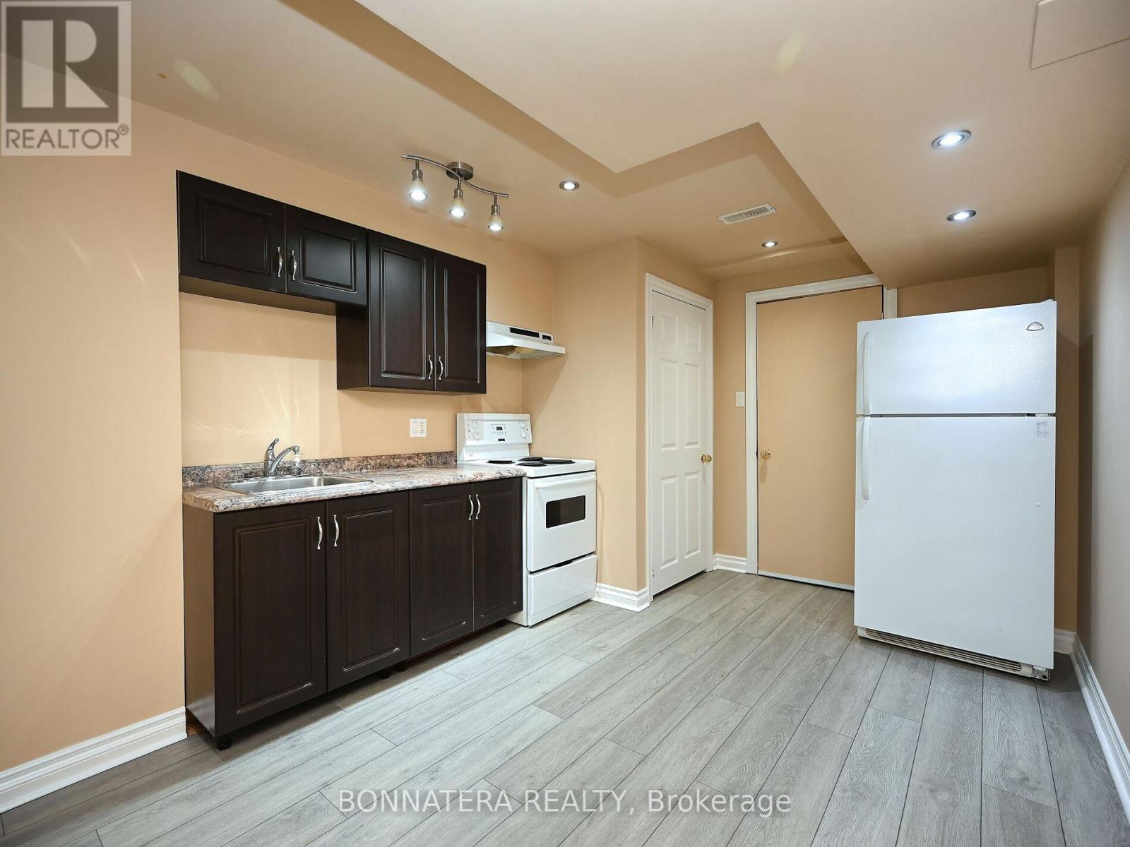 409 Hobbs Crescent, Milton, Ontario  L9T 0J2 - Photo 40 - W13008942