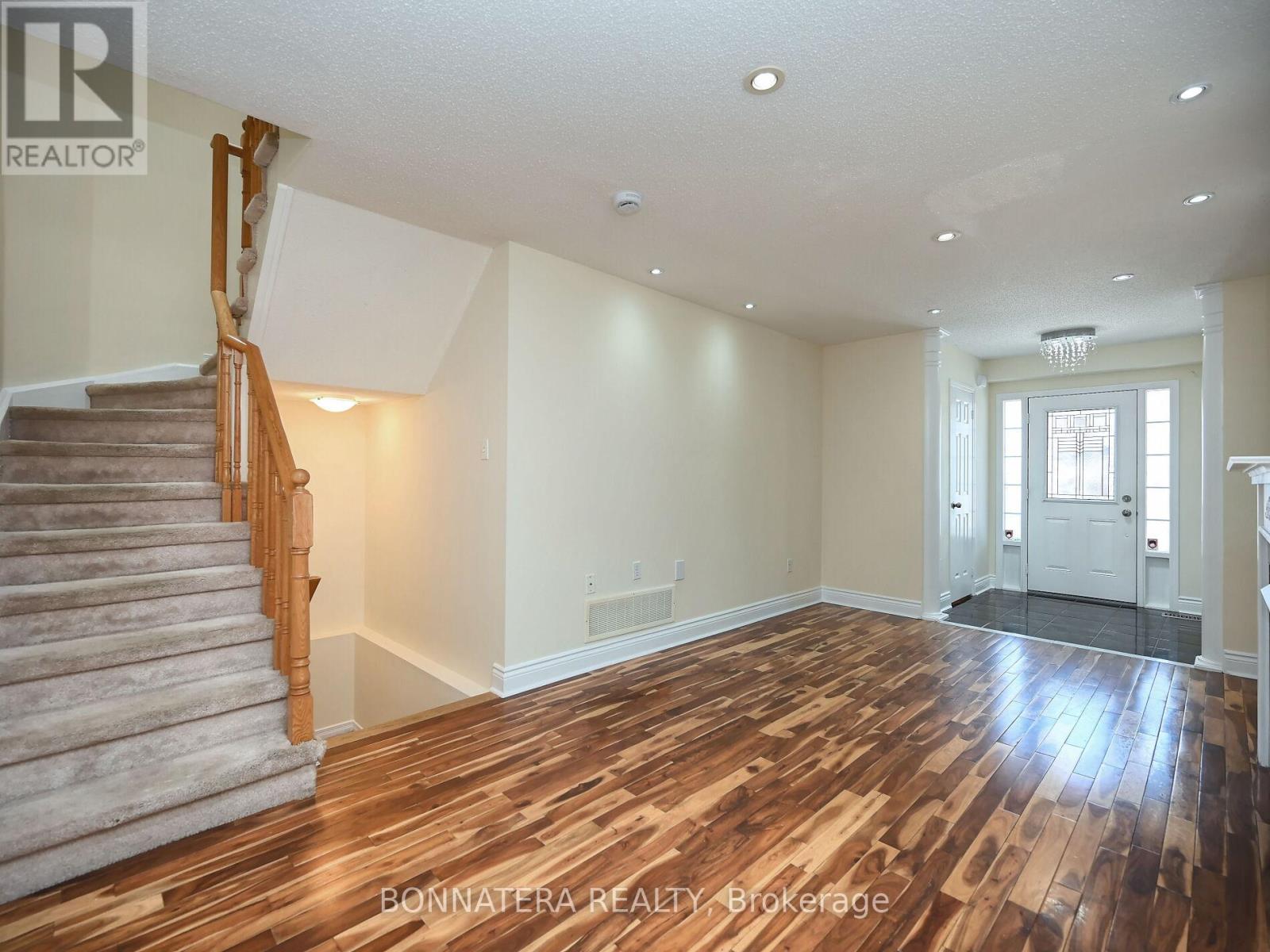 409 Hobbs Crescent, Milton, Ontario  L9T 0J2 - Photo 7 - W13008942