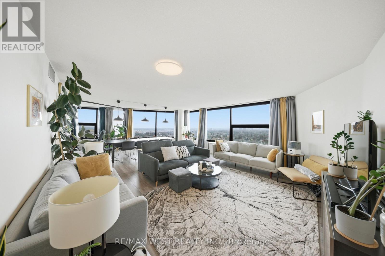 2302 - 1300 Bloor Street, Mississauga, Ontario  L4Y 3Z2 - Photo 6 - W13008962