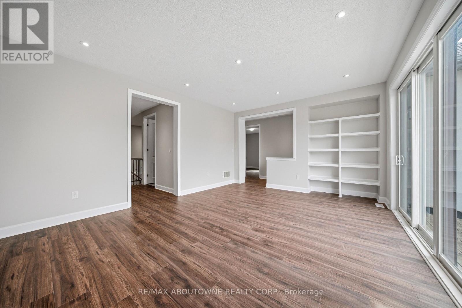 224 Cherryhurst Road, Oakville, Ontario  L6M 0Z7 - Photo 33 - W13009002