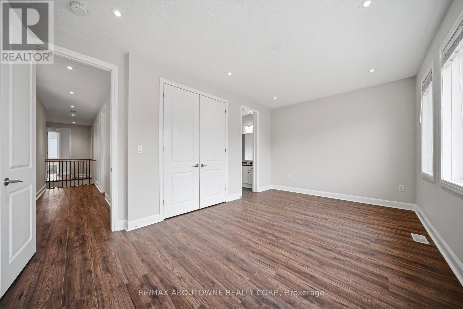 224 Cherryhurst Road, Oakville, Ontario  L6M 0Z7 - Photo 36 - W13009002