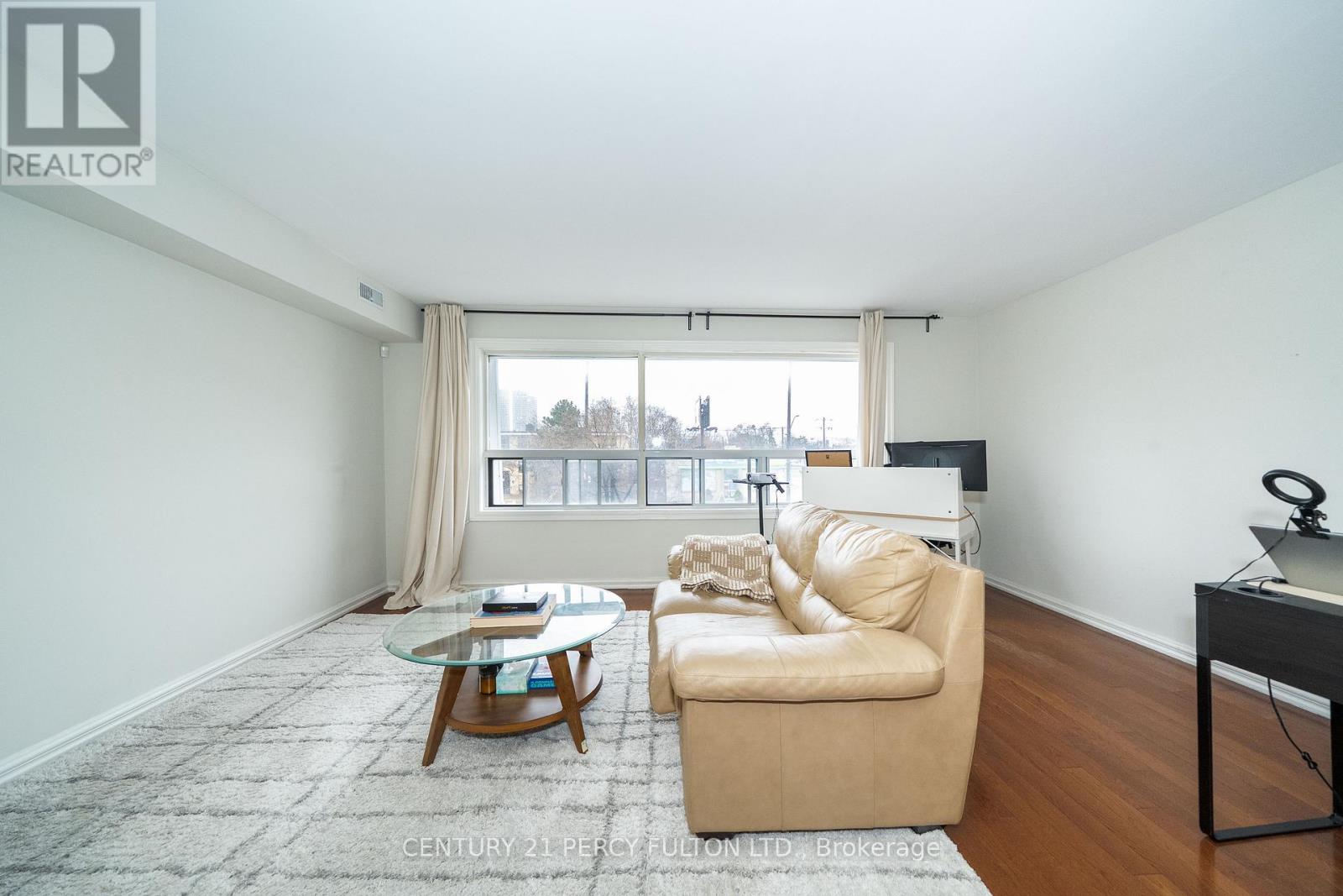 744-746 Wilson Avenue, Toronto, Ontario  M3K 1E2 - Photo 6 - W13009030