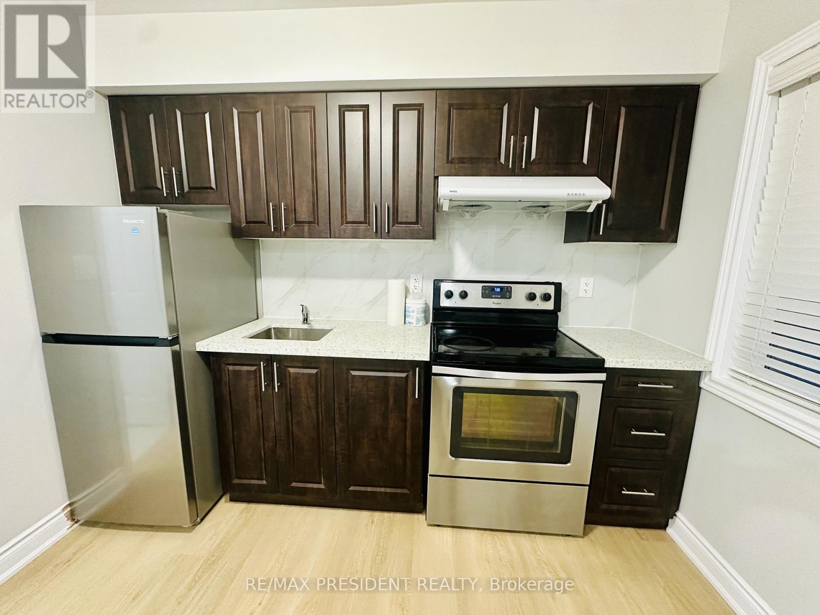 32 CLOUDBURST ROAD, Brampton, Ontario