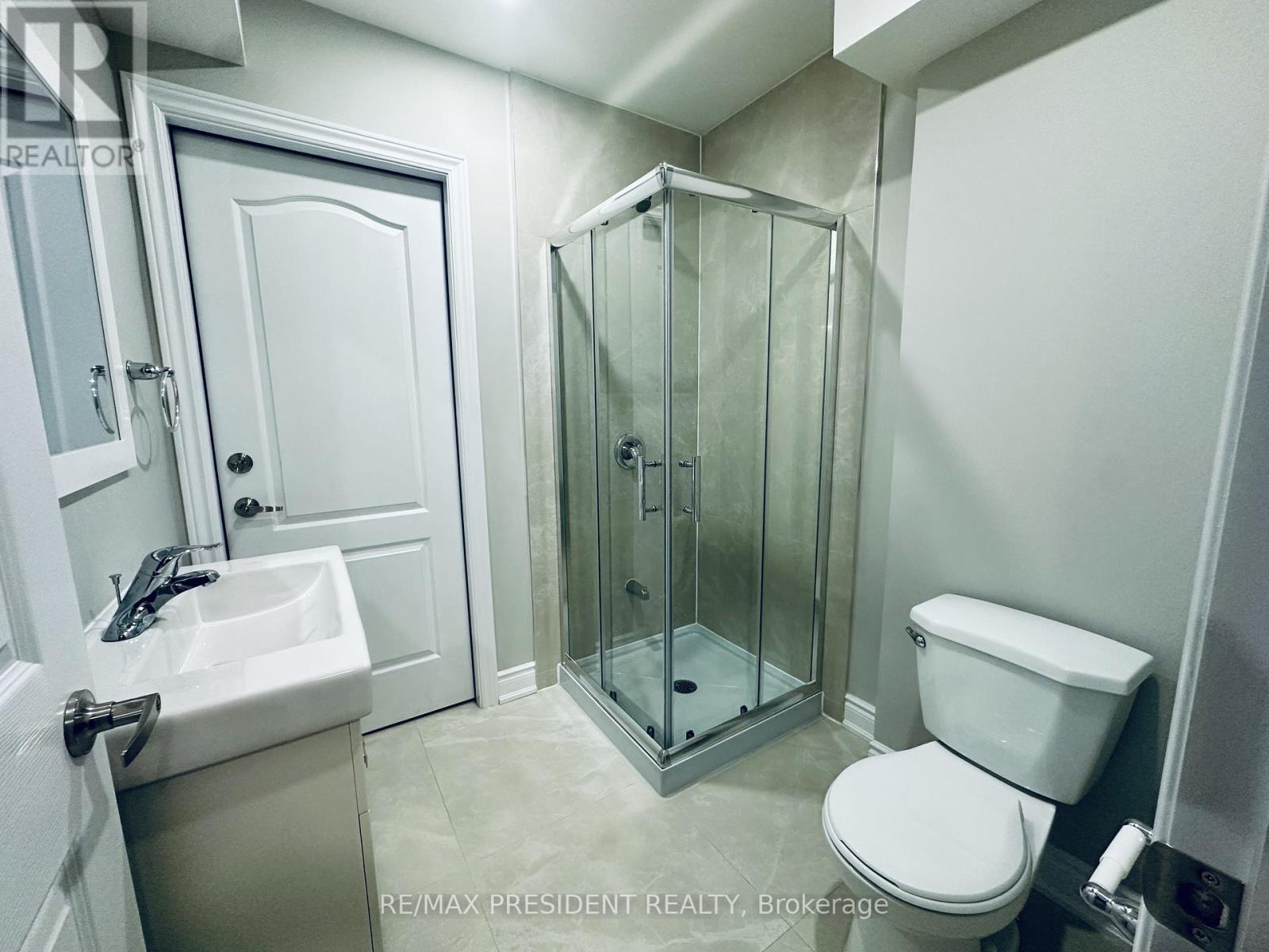 32 Cloudburst Road, Brampton, Ontario  L7A 4A8 - Photo 4 - W13009044