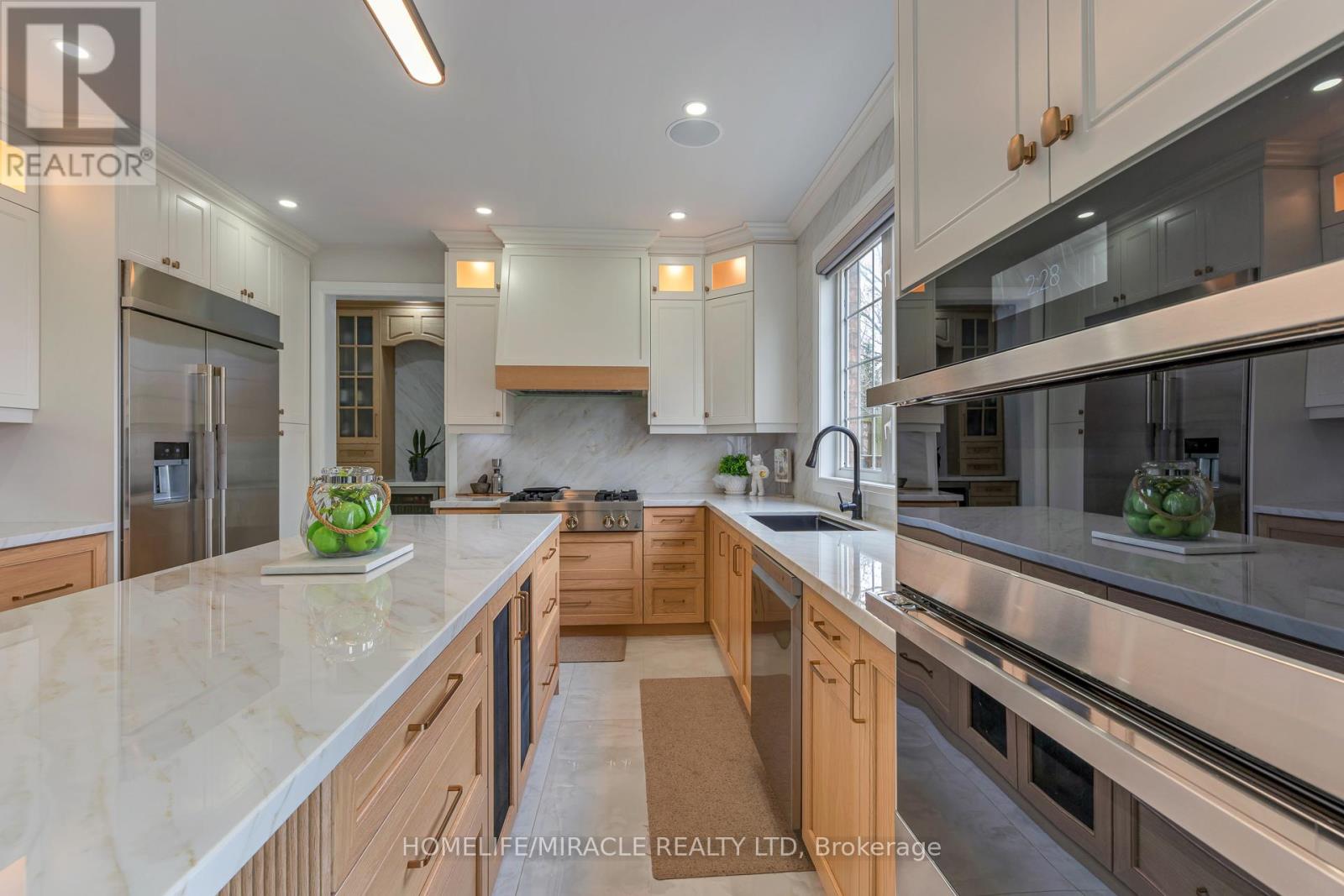 2299 Glazebrook Circle, Oakville, Ontario  L6M 5B5 - Photo 21 - W13009072