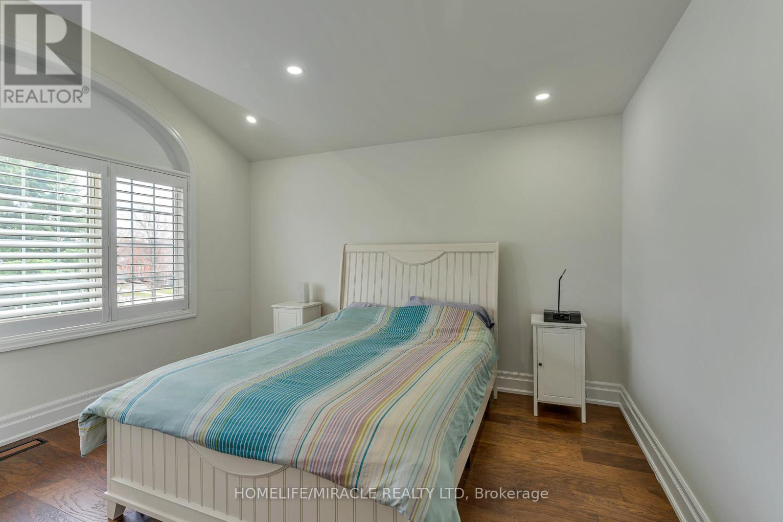 2299 Glazebrook Circle, Oakville, Ontario  L6M 5B5 - Photo 38 - W13009072