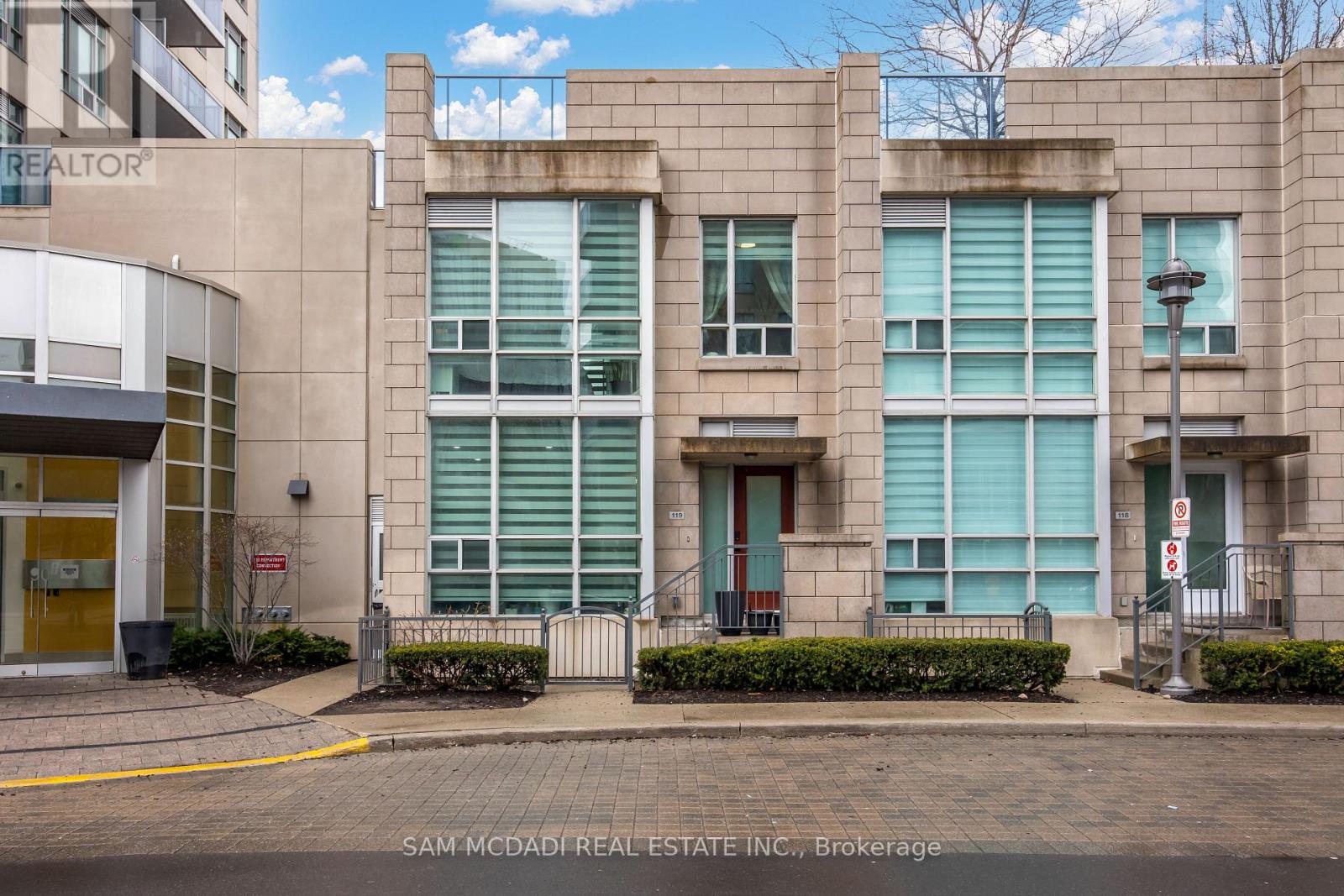 Th119 - 90 Absolute Avenue, Mississauga, Ontario  L4Z 0A1 - Photo 2 - W13009078