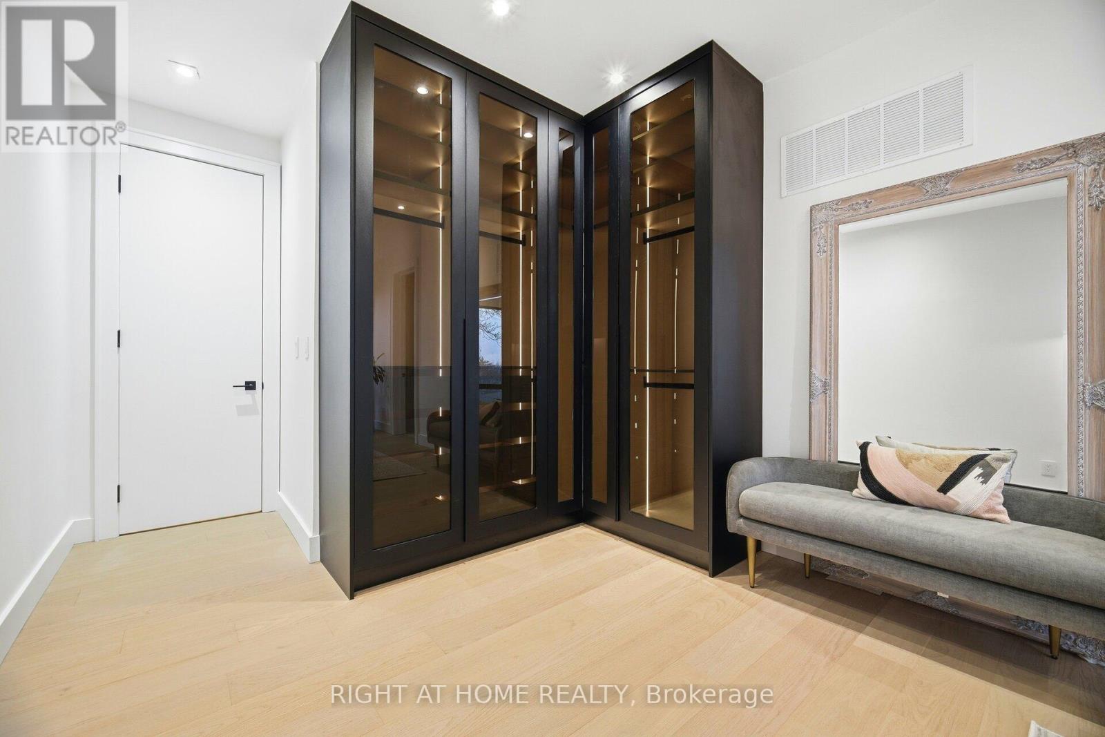 287 Valermo Drive, Toronto, Ontario  M8W 2L2 - Photo 24 - W13009096