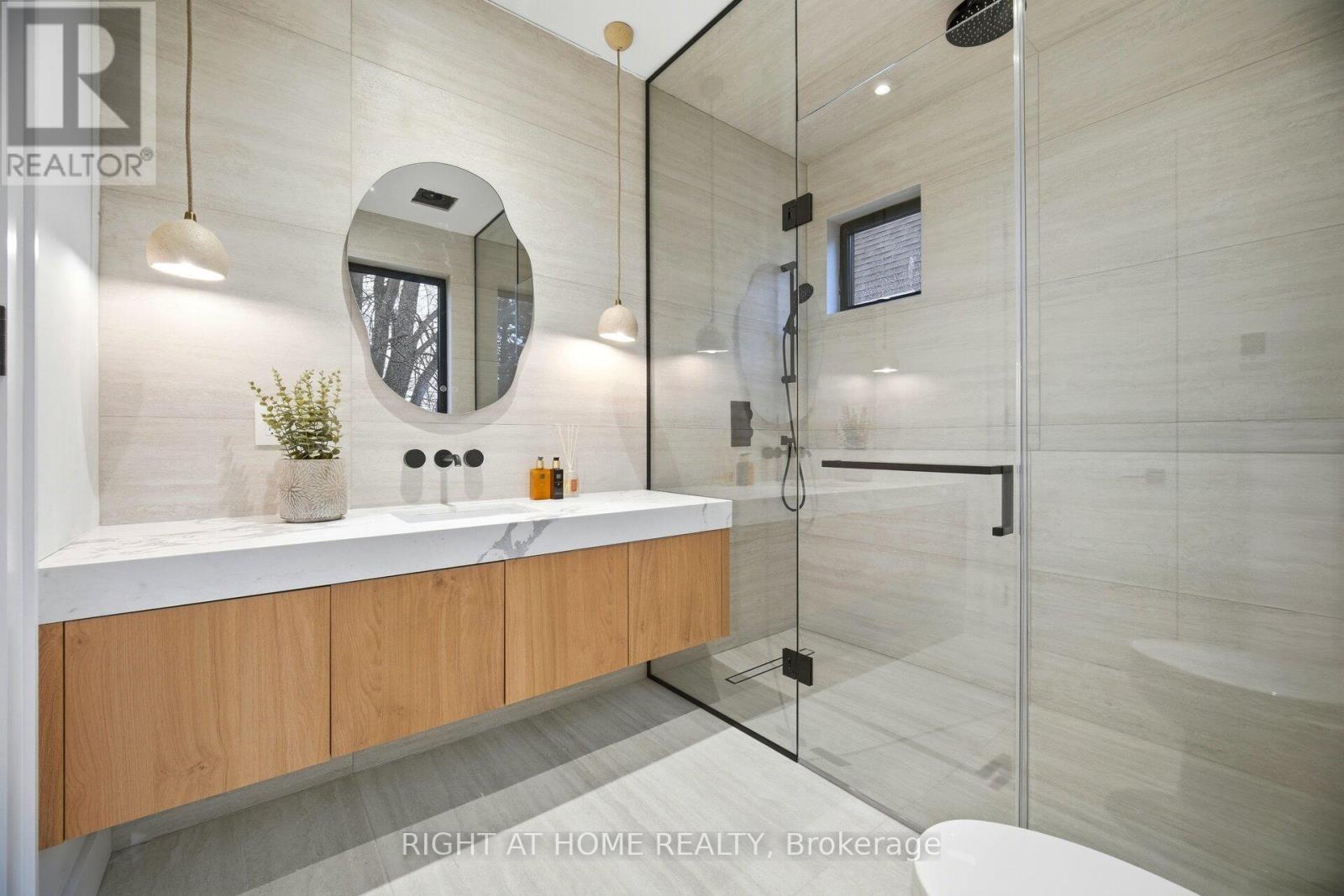 287 Valermo Drive, Toronto, Ontario  M8W 2L2 - Photo 28 - W13009096