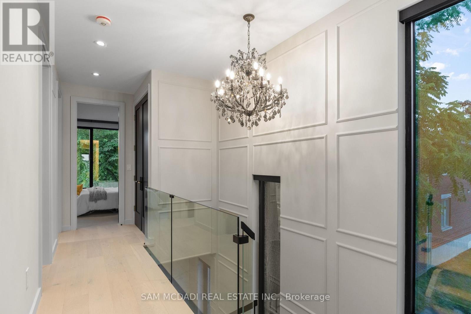 1090 Ella Avenue, Mississauga, Ontario  L5E 1H5 - Photo 19 - W13009102