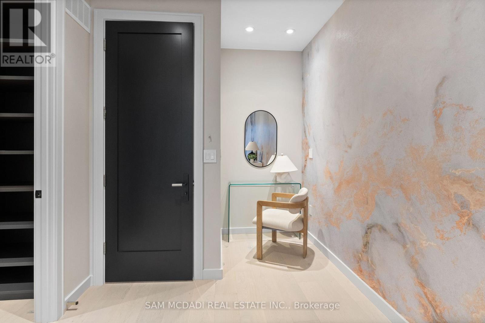 1090 Ella Avenue, Mississauga, Ontario  L5E 1H5 - Photo 22 - W13009102