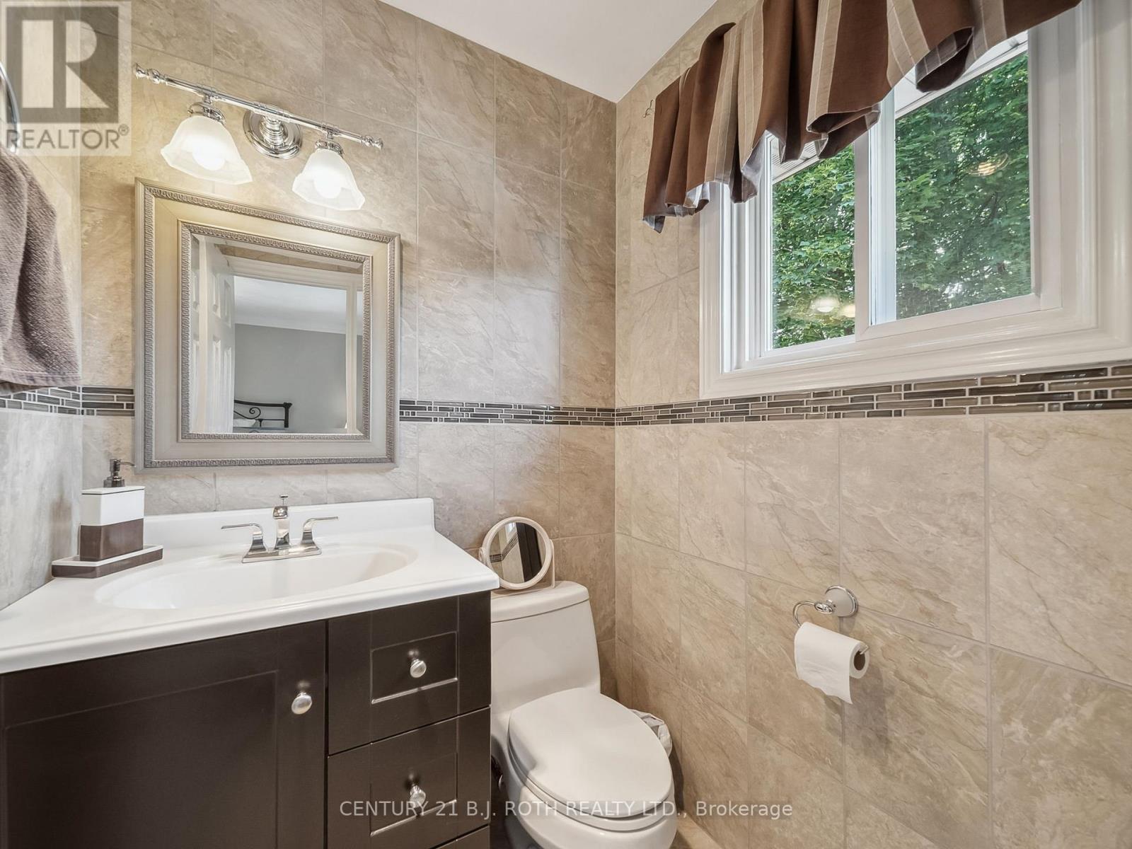 18 Claypine Trail, Brampton, Ontario  L6V 3L9 - Photo 23 - W13009168