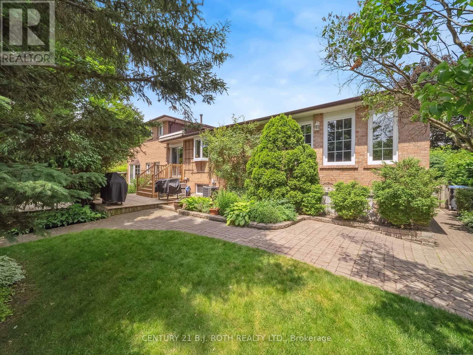 18 Claypine Trail, Brampton, Ontario  L6V 3L9 - Photo 45 - W13009168