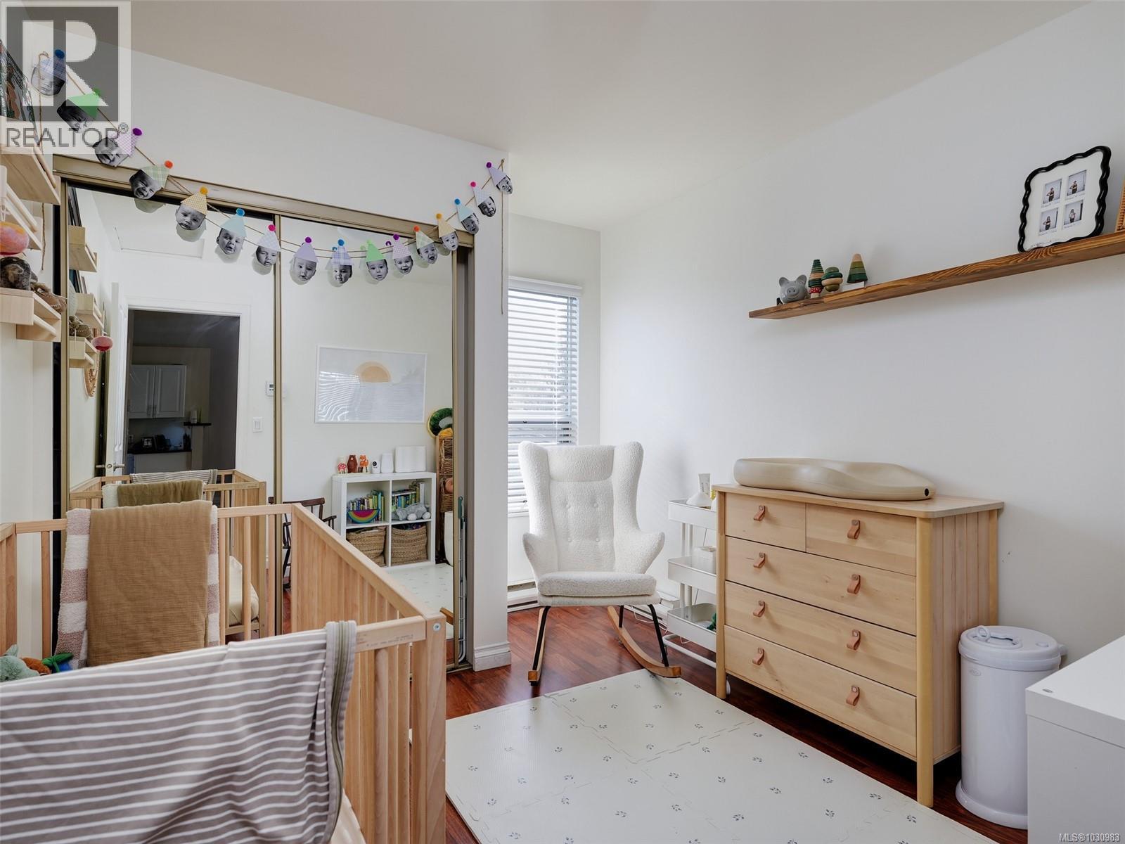 621 Pine St, Victoria, British Columbia  V9A 2Z9 - Photo 12 - 1030983