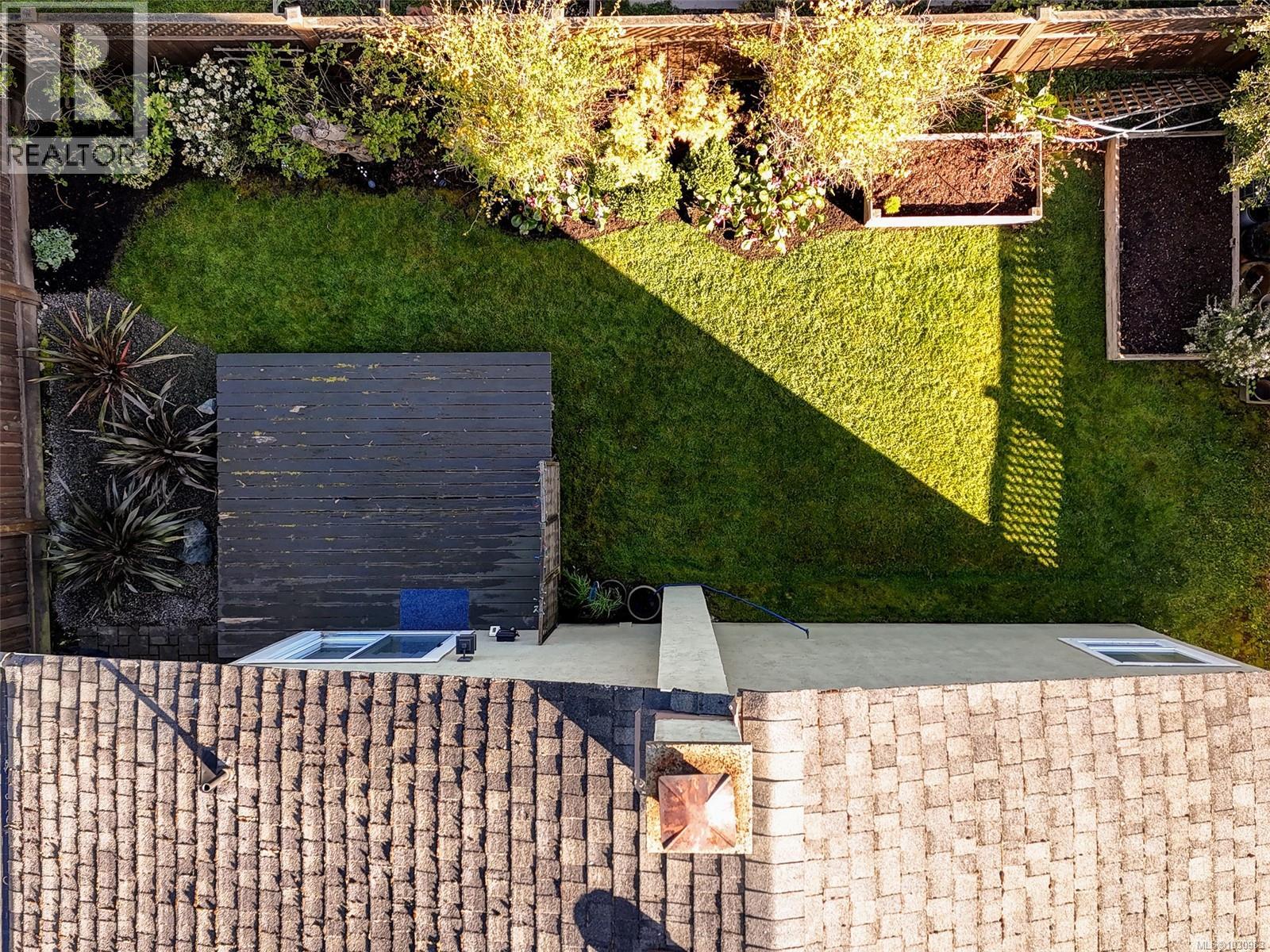 621 Pine St, Victoria, British Columbia  V9A 2Z9 - Photo 26 - 1030983