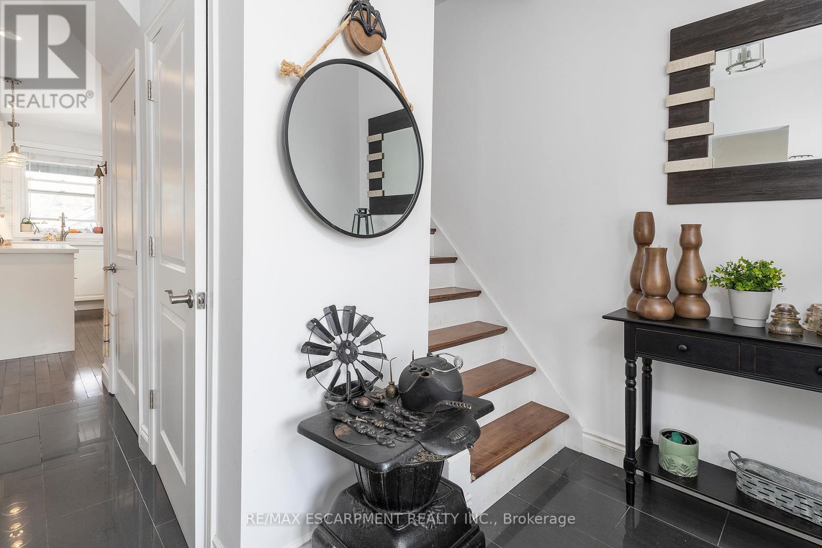 40 London Street N, Hamilton, Ontario  L8H 4B3 - Photo 12 - X13009050