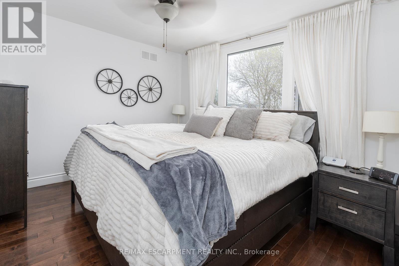 40 London Street N, Hamilton, Ontario  L8H 4B3 - Photo 15 - X13009050