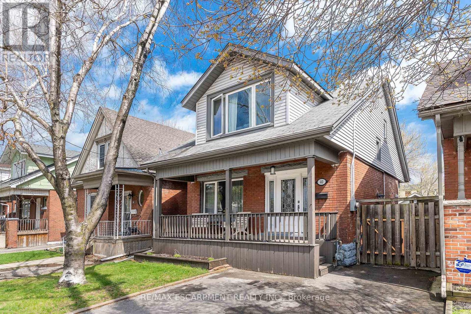 40 London Street N, Hamilton, Ontario  L8H 4B3 - Photo 2 - X13009050