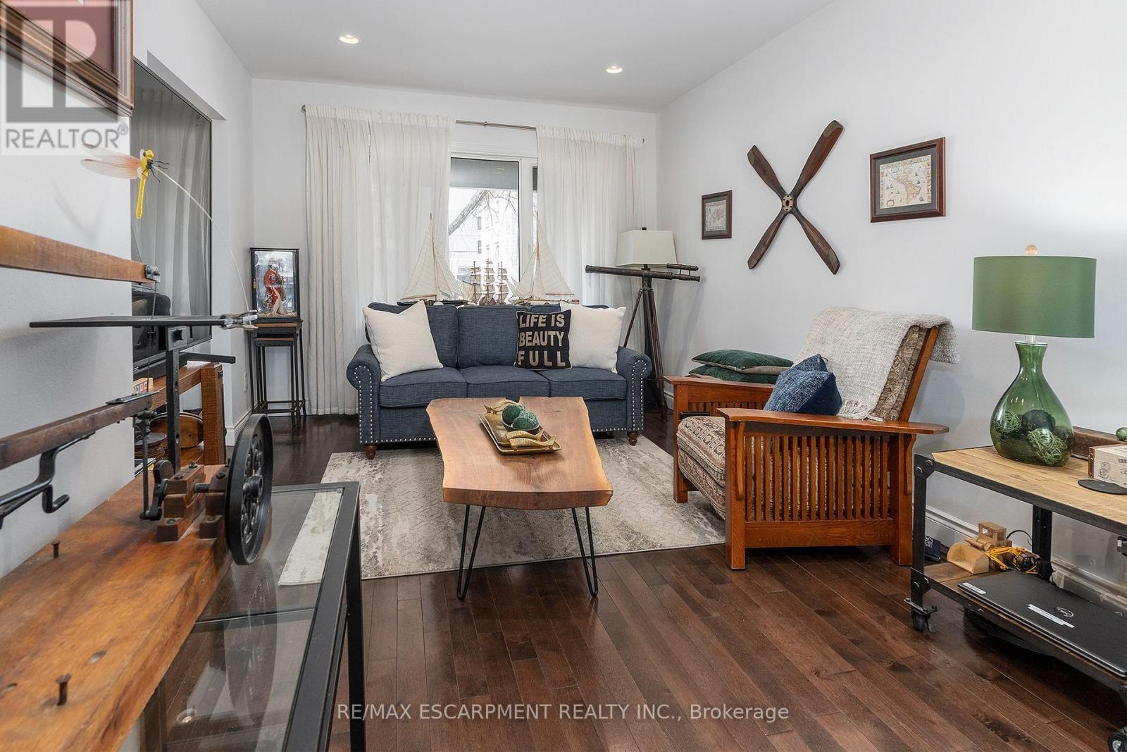 40 London Street N, Hamilton, Ontario  L8H 4B3 - Photo 6 - X13009050