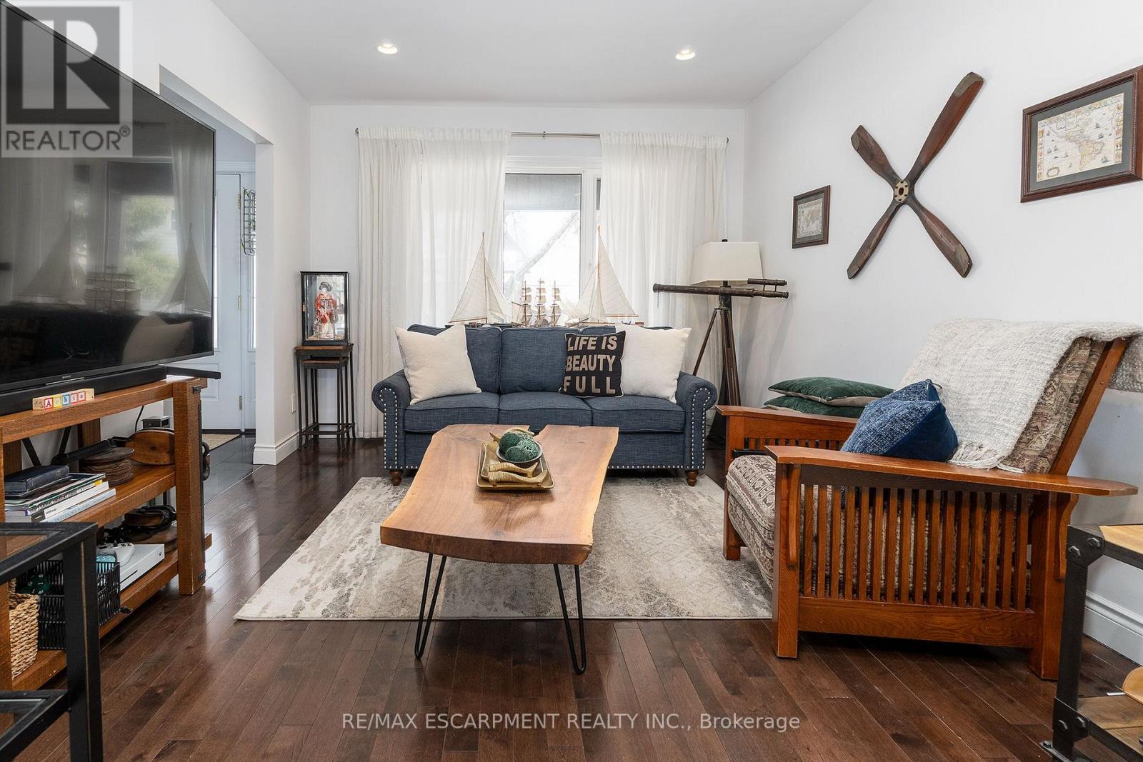 40 London Street N, Hamilton, Ontario  L8H 4B3 - Photo 7 - X13009050