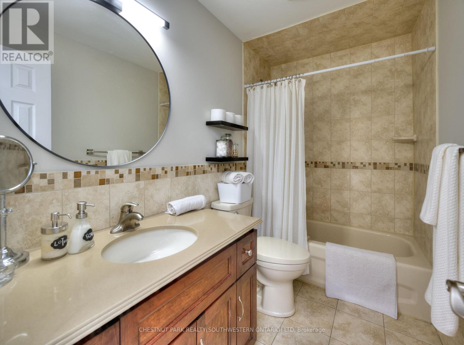 42 Culpepper Drive, Waterloo, Ontario  N2L 5L1 - Photo 18 - X13009062