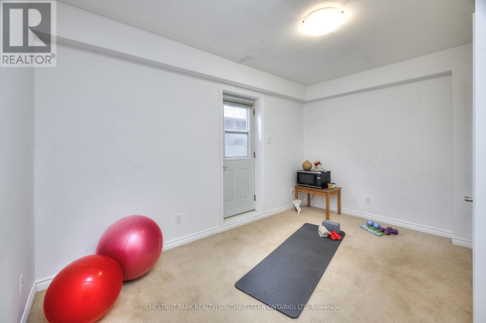 42 Culpepper Drive, Waterloo, Ontario  N2L 5L1 - Photo 34 - X13009062