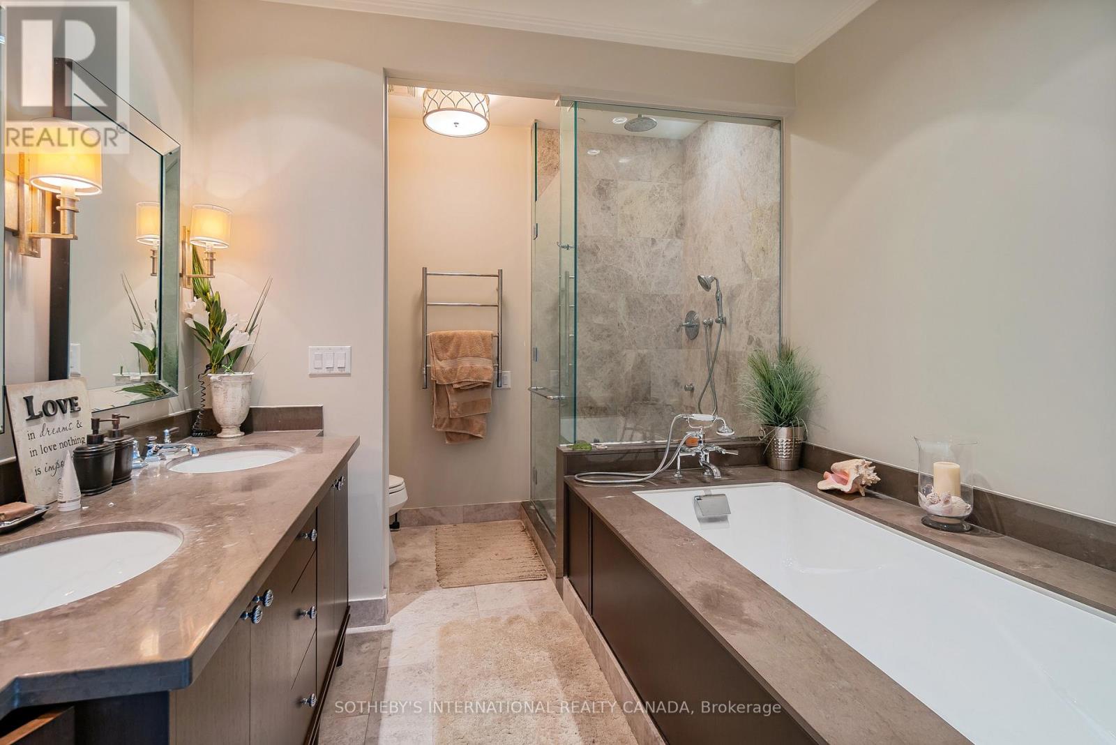 4201 - 183 Wellington Street W, Toronto, Ontario  M5V 0A1 - Photo 14 - C12820104