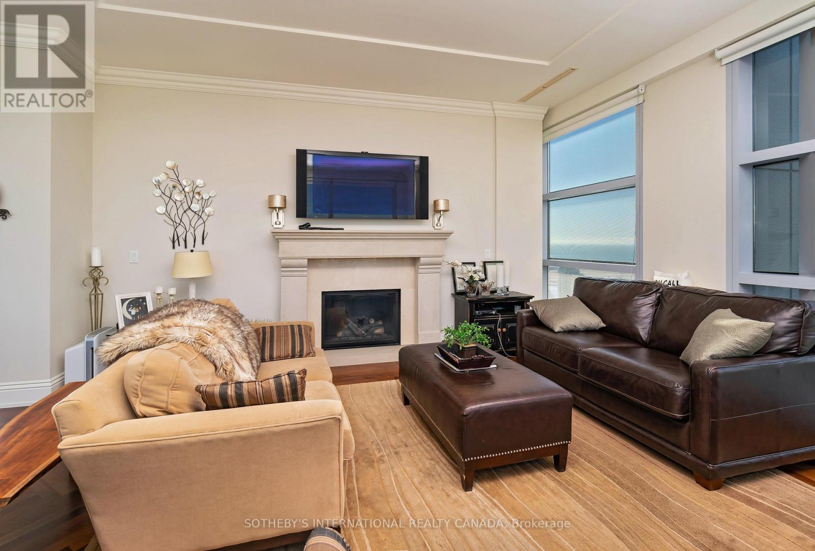 4201 - 183 Wellington Street W, Toronto, Ontario  M5V 0A1 - Photo 8 - C12820104