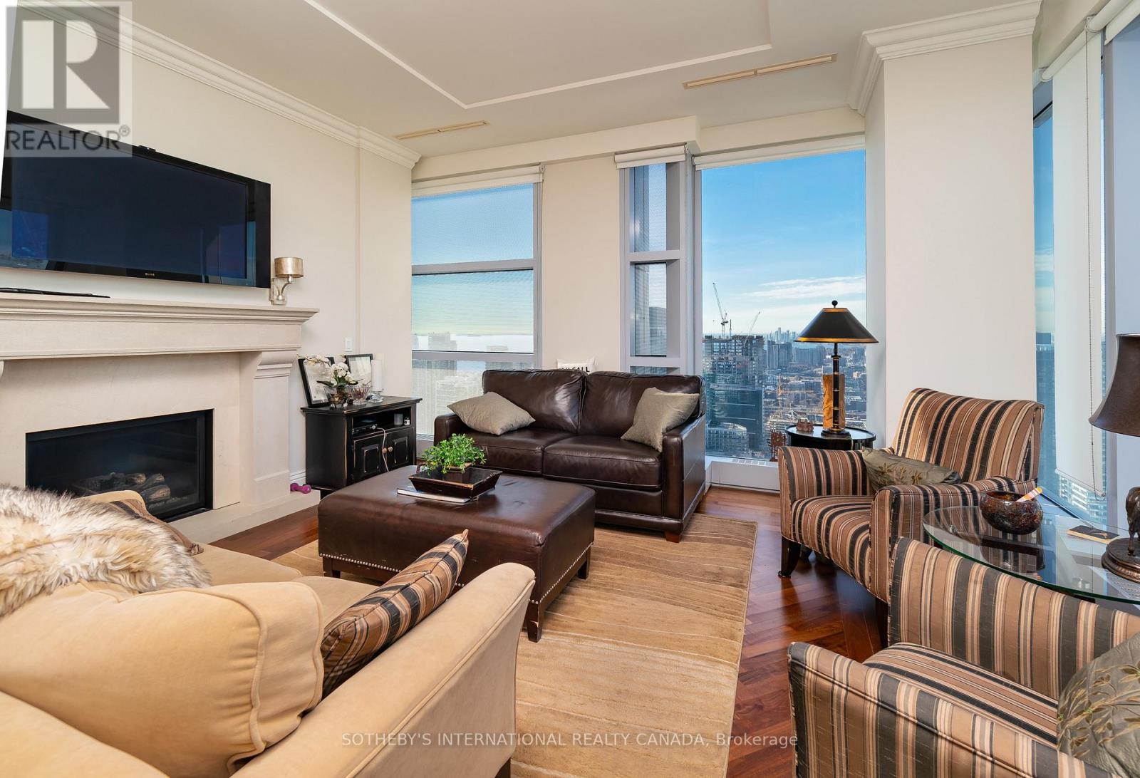 4201 - 183 Wellington Street W, Toronto, Ontario  M5V 0A1 - Photo 7 - C12820104