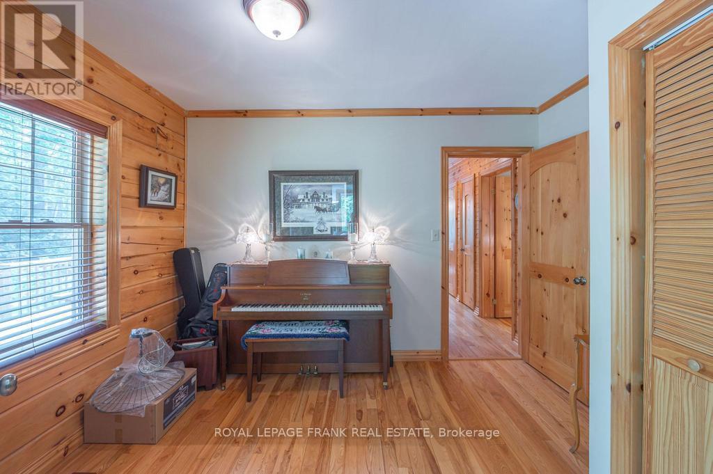 120 Sugarbush Crescent, Trent Lakes, Ontario  K0L 1J0 - Photo 18 - X12702576