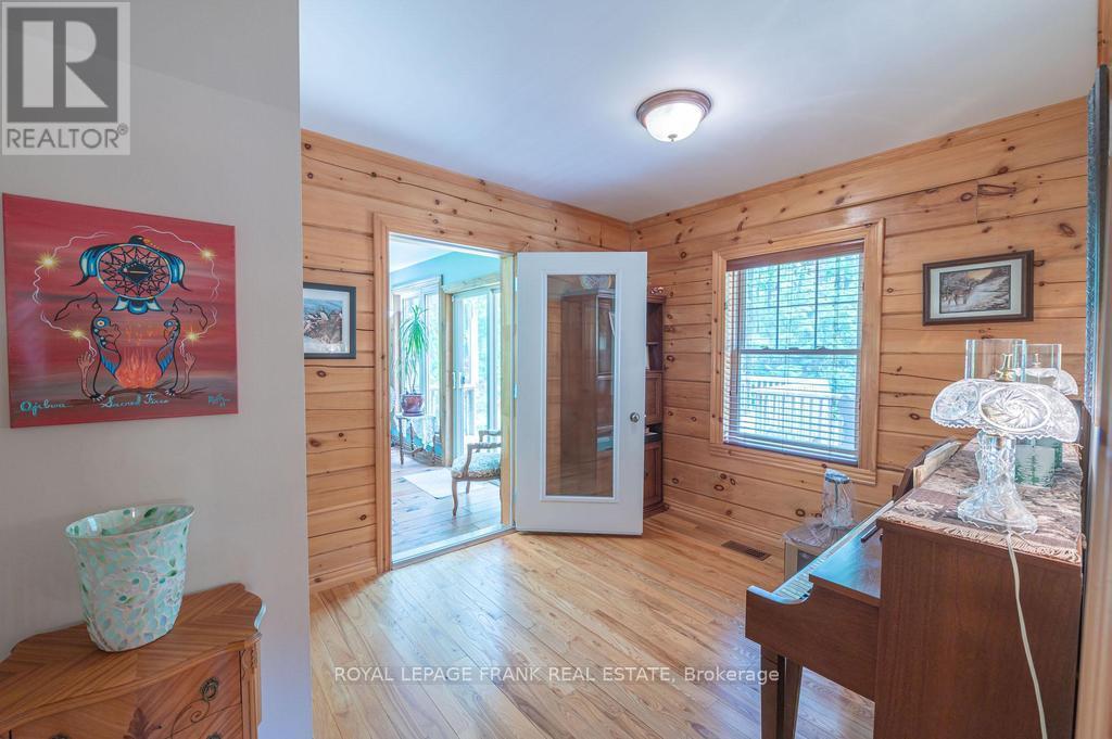 120 Sugarbush Crescent, Trent Lakes, Ontario  K0L 1J0 - Photo 17 - X12702576