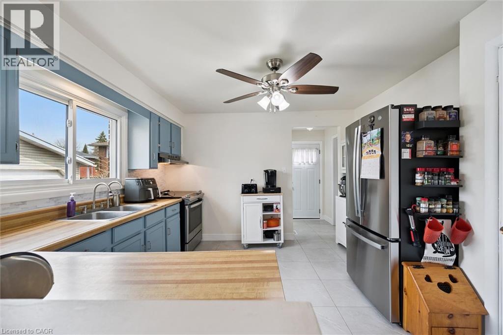 18 Close Avenue, Cambridge, Ontario  N1R 2R4 - Photo 14 - 40821655