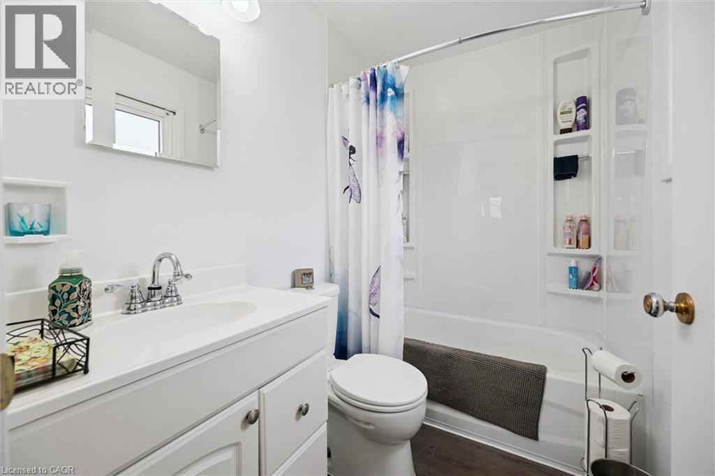 18 Close Avenue, Cambridge, Ontario  N1R 2R4 - Photo 22 - 40821655