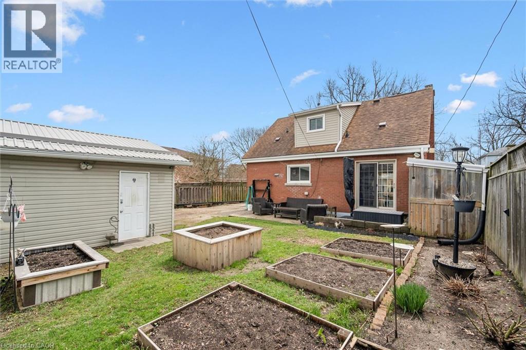 18 Close Avenue, Cambridge, Ontario  N1R 2R4 - Photo 32 - 40821655