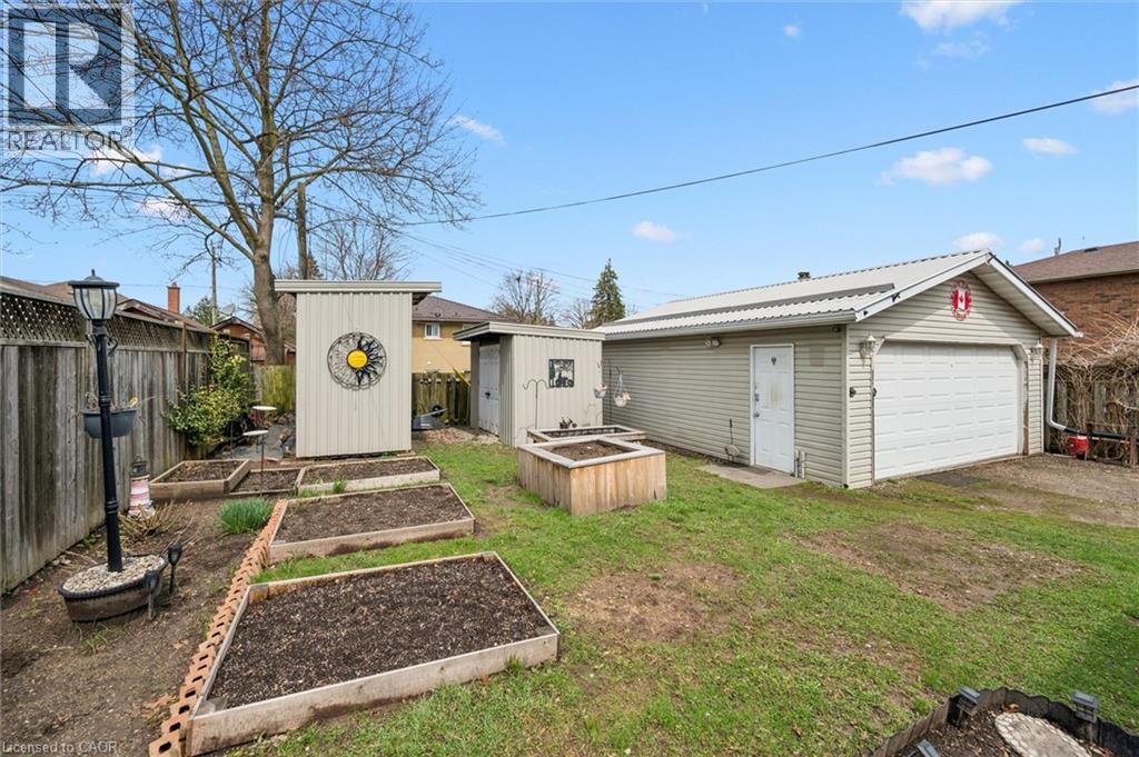 18 Close Avenue, Cambridge, Ontario  N1R 2R4 - Photo 35 - 40821655