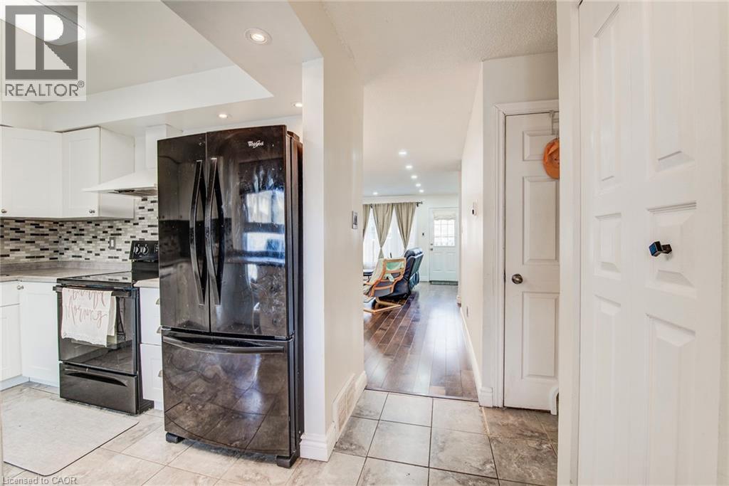 15 Green Valley Drive Unit# 27, Kitchener, Ontario  N2P 1K7 - Photo 7 - 40821566