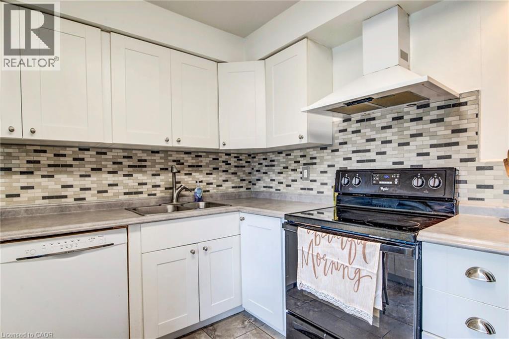 15 Green Valley Drive Unit# 27, Kitchener, Ontario  N2P 1K7 - Photo 9 - 40821566