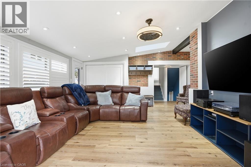 101 Livingston Avenue, Grimsby, Ontario  L3M 1L4 - Photo 19 - 40821530