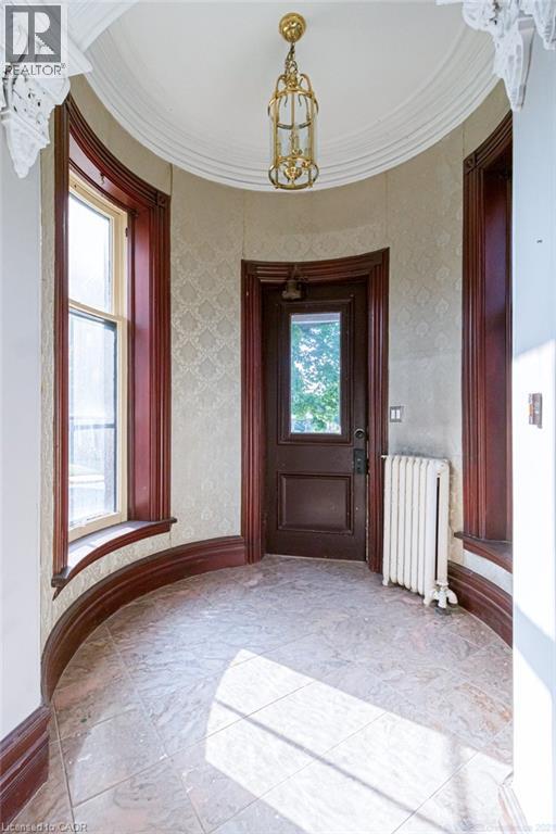 347 Queen Street S, Hamilton, Ontario  L8P 3T8 - Photo 6 - 40821461