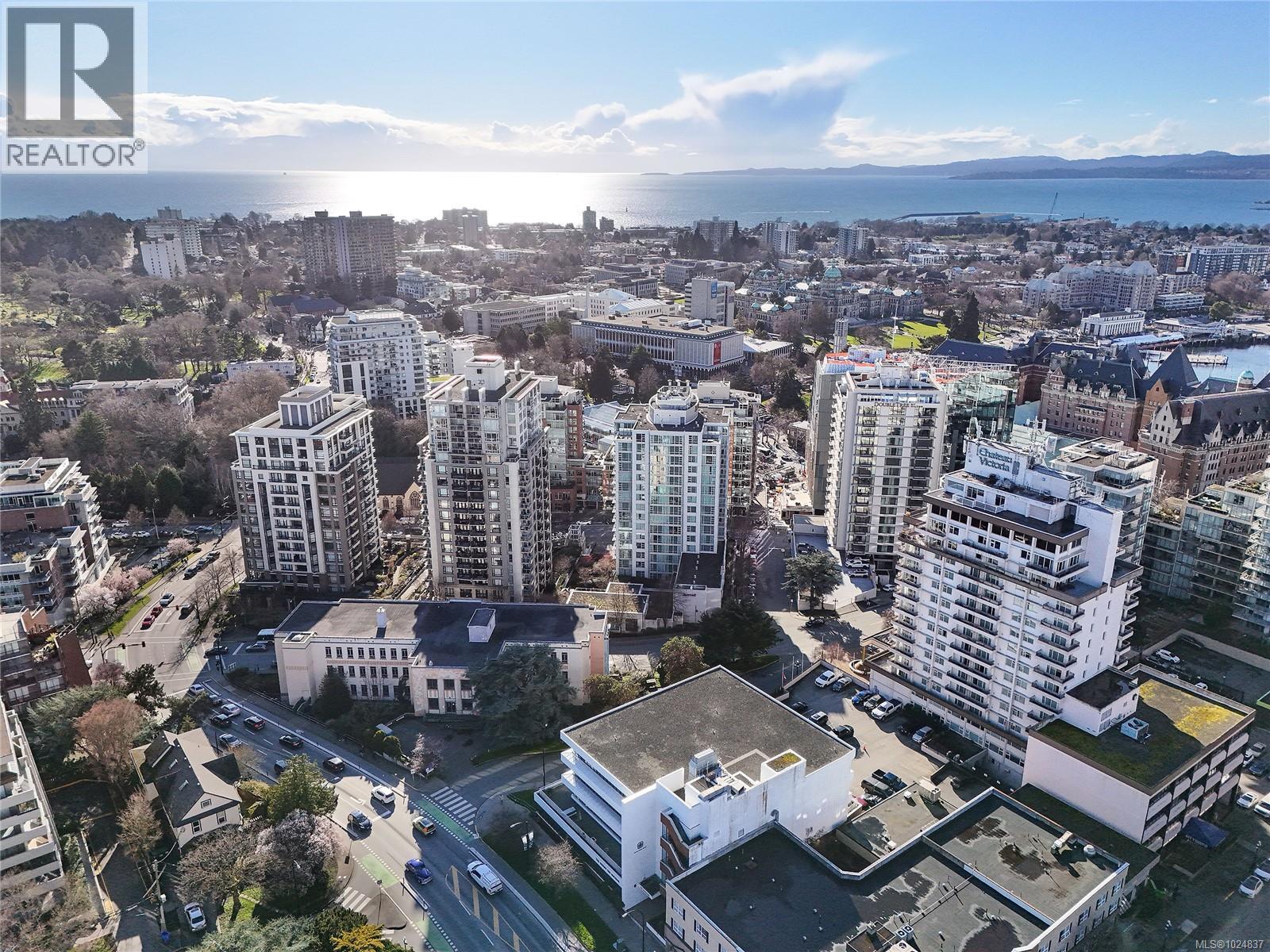 405 751 Fairfield Rd, Victoria, British Columbia  V8T 1C8 - Photo 35 - 1024837