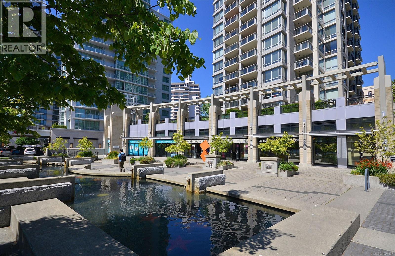 405 751 Fairfield Rd, Victoria, British Columbia  V8T 1C8 - Photo 41 - 1024837