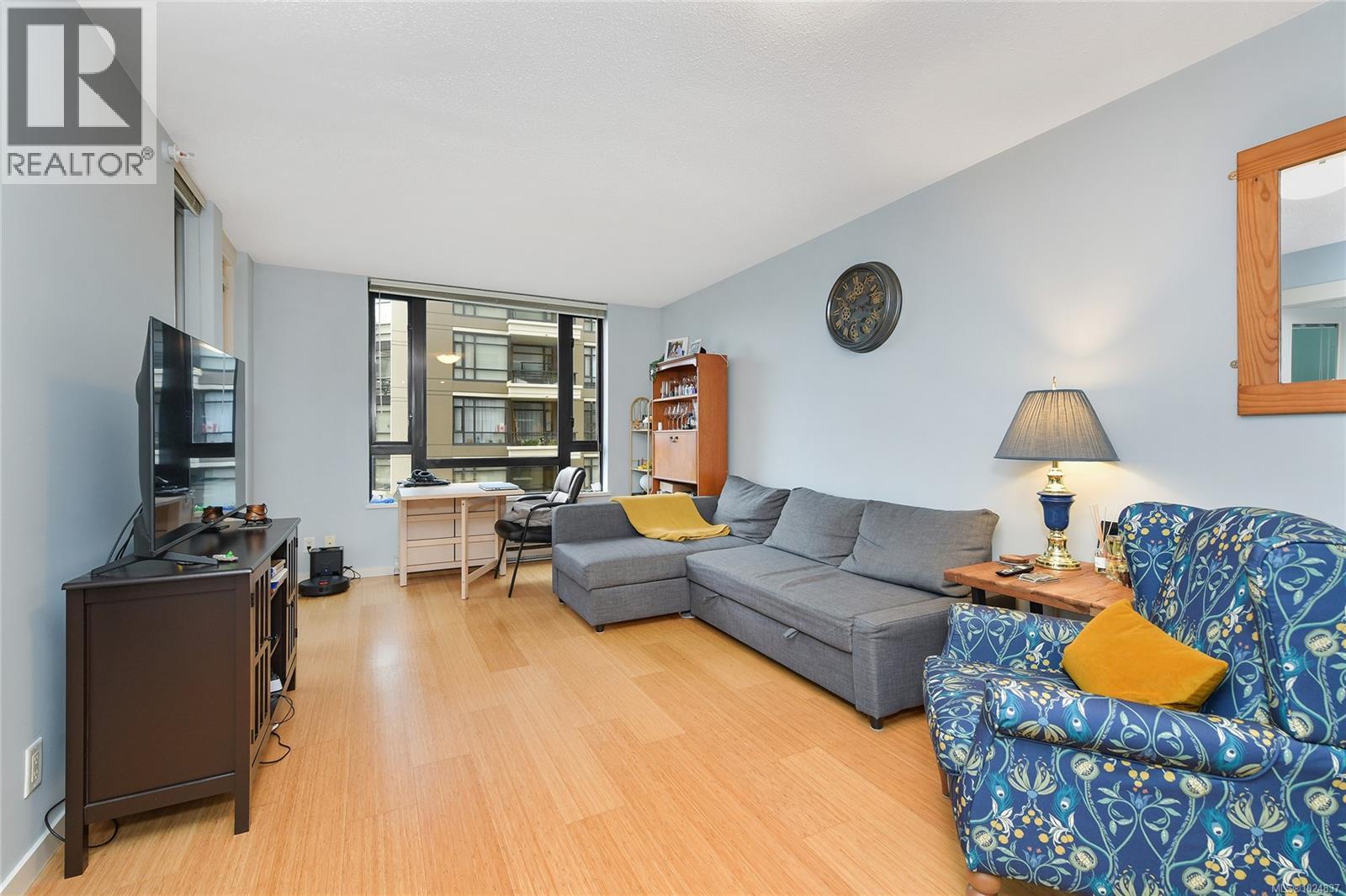 405 751 Fairfield Rd, Victoria, British Columbia  V8T 1C8 - Photo 13 - 1024837