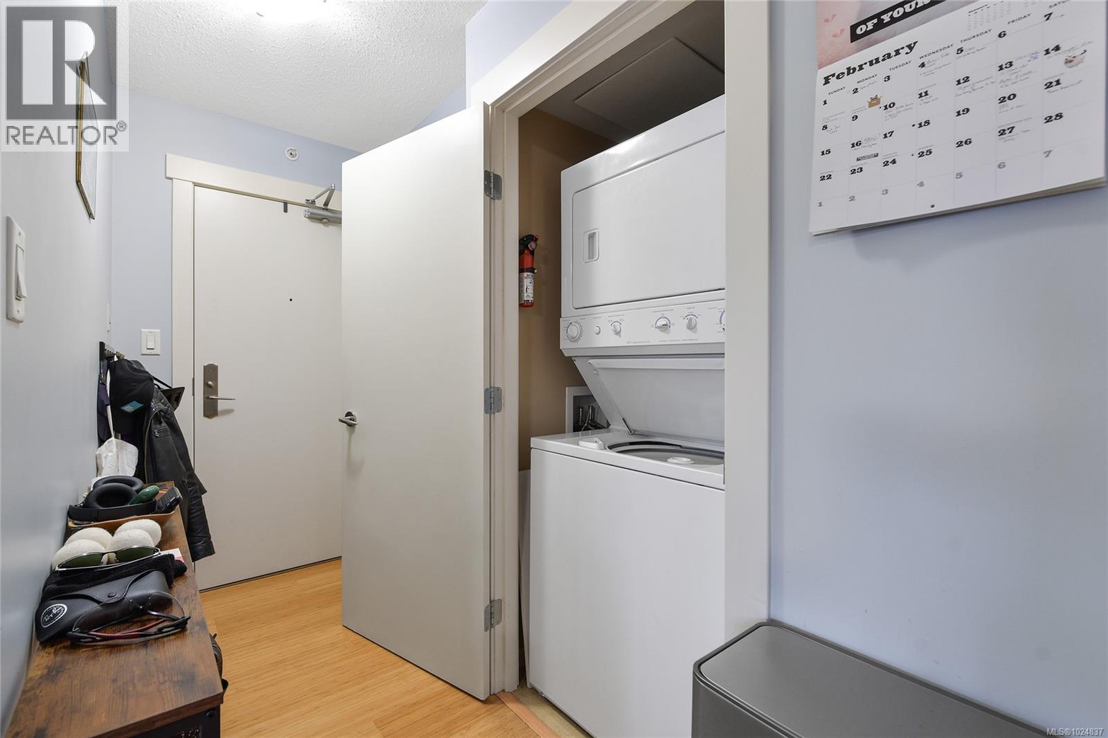 405 751 Fairfield Rd, Victoria, British Columbia  V8T 1C8 - Photo 22 - 1024837