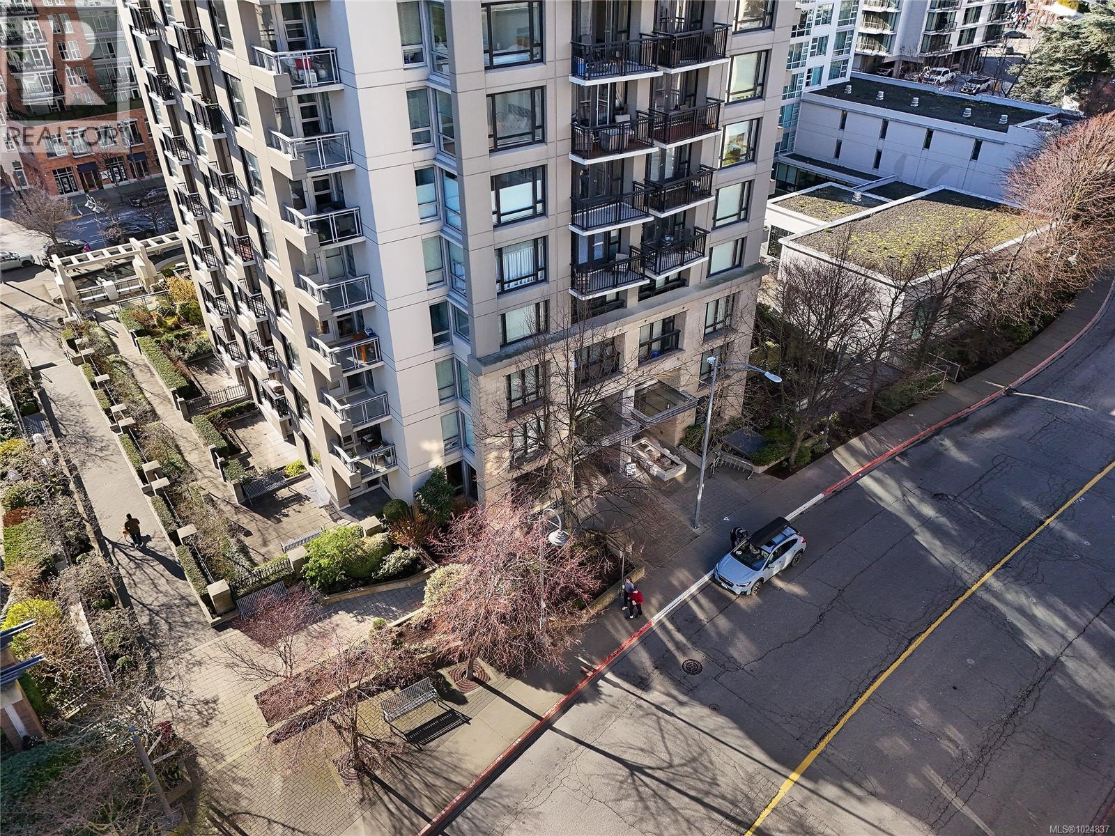 405 751 Fairfield Rd, Victoria, British Columbia  V8T 1C8 - Photo 24 - 1024837