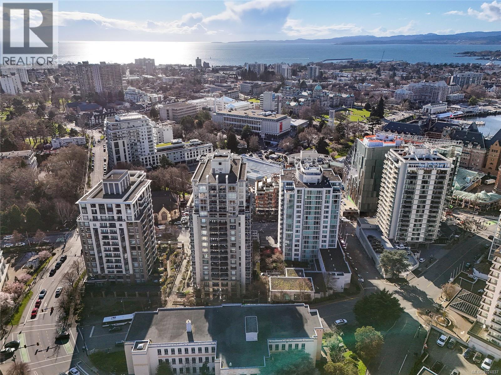 405 751 Fairfield Rd, Victoria, British Columbia  V8T 1C8 - Photo 36 - 1024837