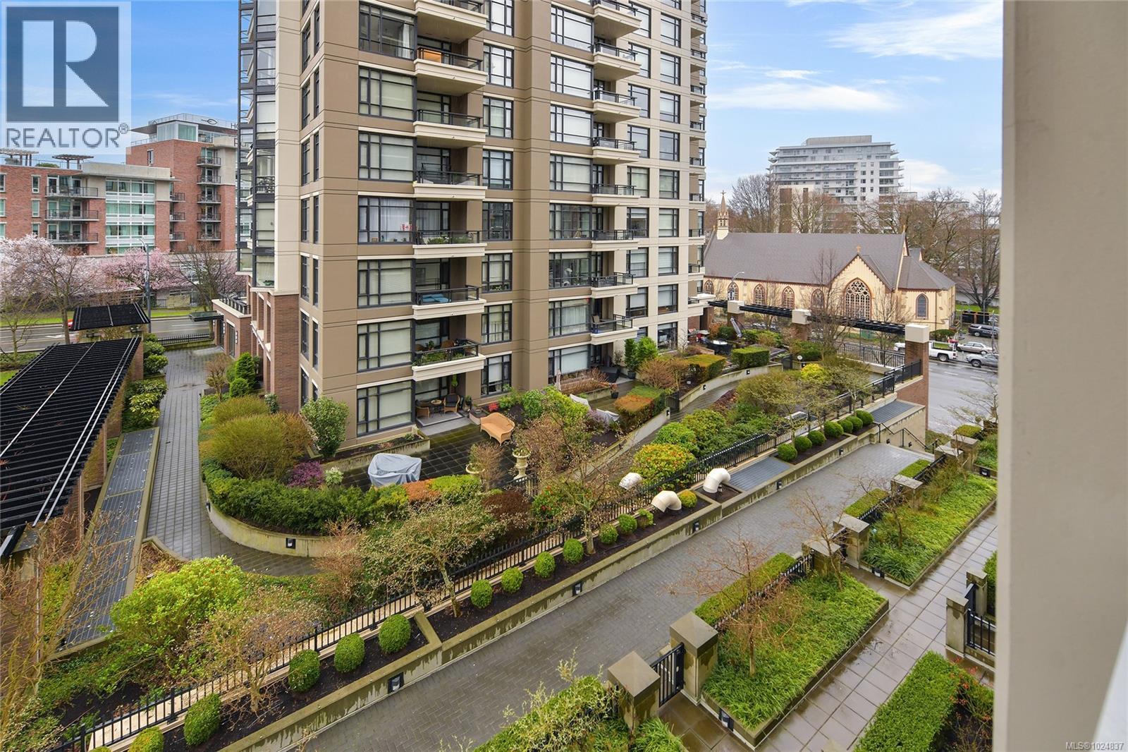 405 751 Fairfield Rd, Victoria, British Columbia  V8T 1C8 - Photo 44 - 1024837
