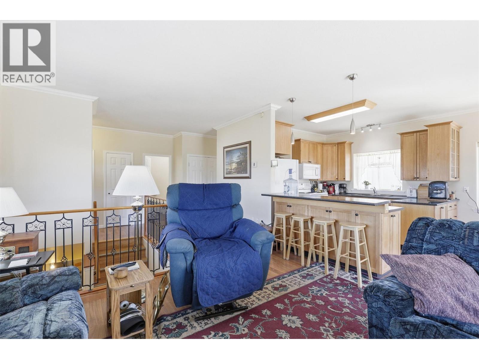 1559 Steelhead Road, Kamloops, British Columbia  V0K 2J0 - Photo 11 - 10383487