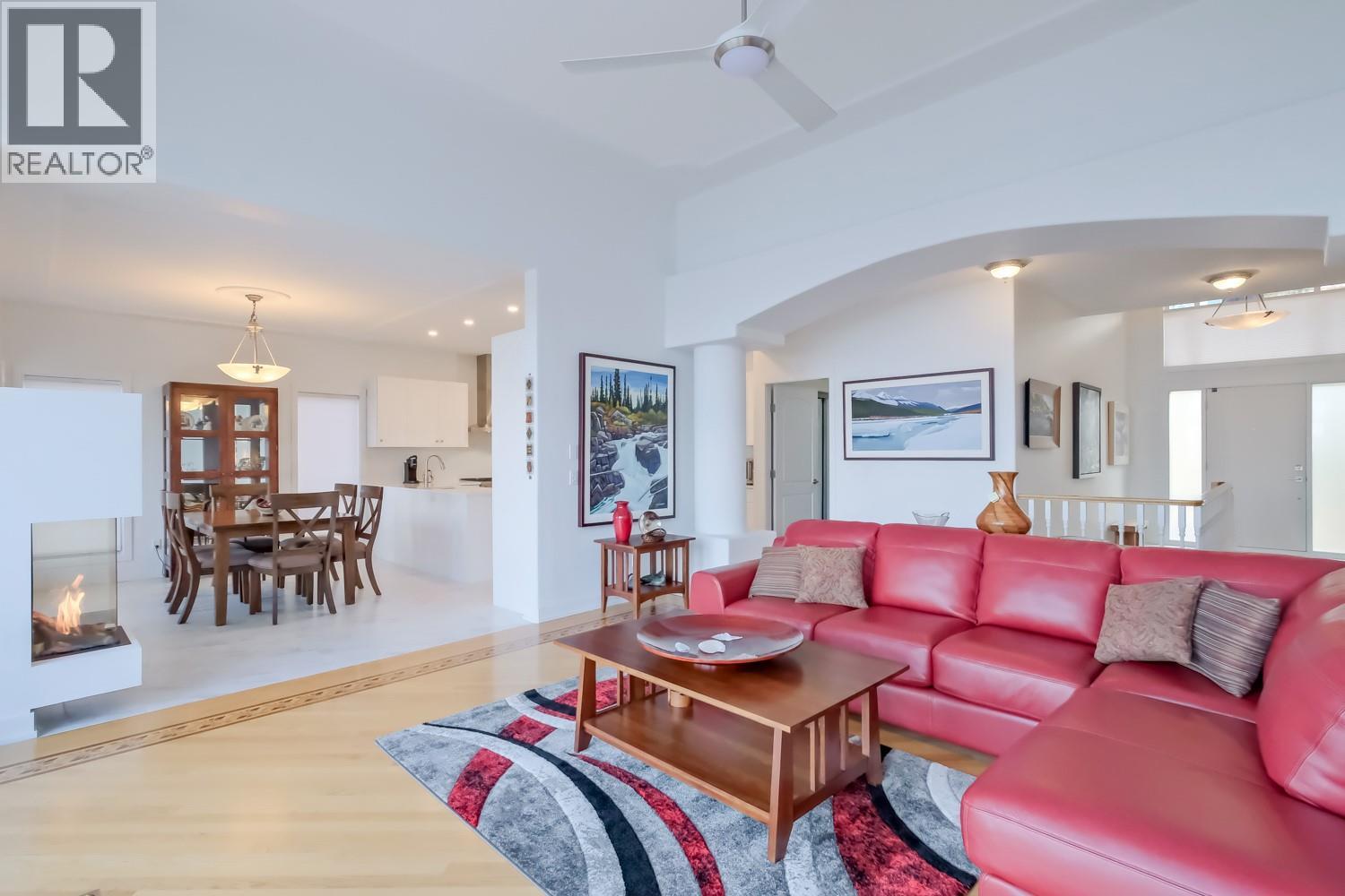 378 Okaview Road Kelowna Photo 7